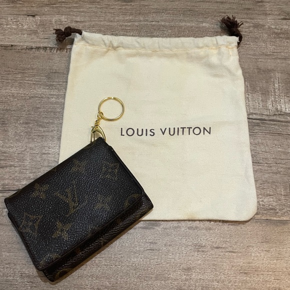 Louis Vuitton Handbags - Vintage Louis Vuitton Monogram Card Case Micro Crossbody/Keychain